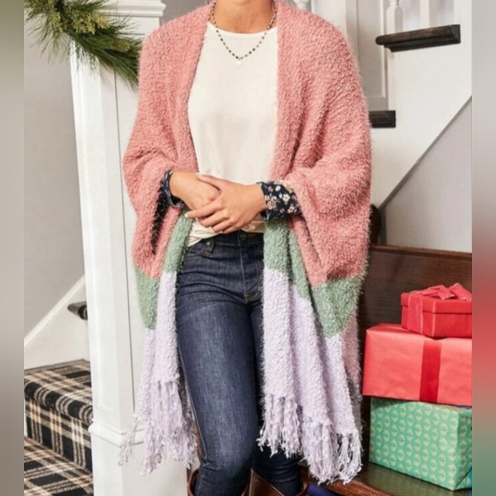 Matilda Jane Textured Open Shawl Cape Poncho One Size Fits All NWT - Picture 3 of 6